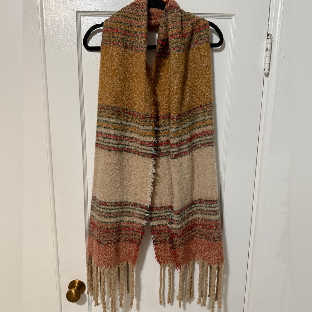 Chunky Striped Tassel Scarf